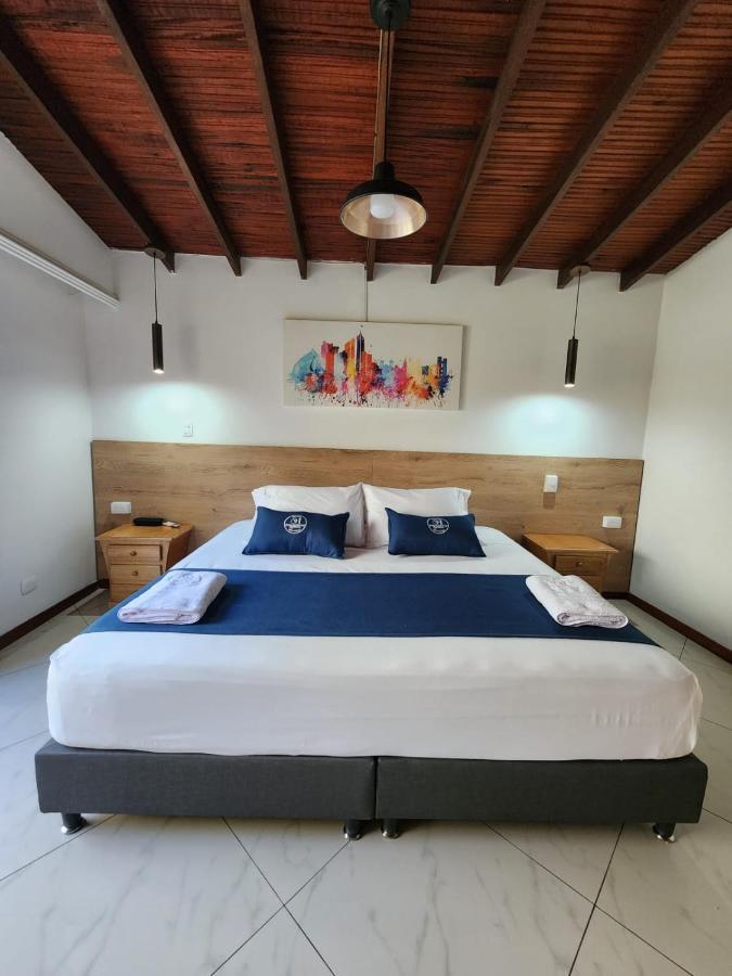 Hotel Boutique Deluxe Home Medellín Exteriör bild